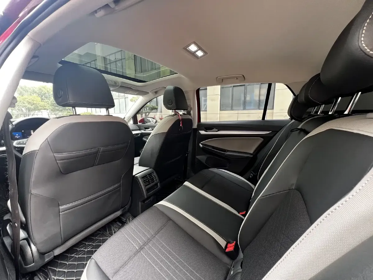 2021 Volkswagen Golf 1.4T 150HP L4 7DCT,autocango,china used car exporter,china ev exporter,chinese used car exporter,chinese used ev exporter