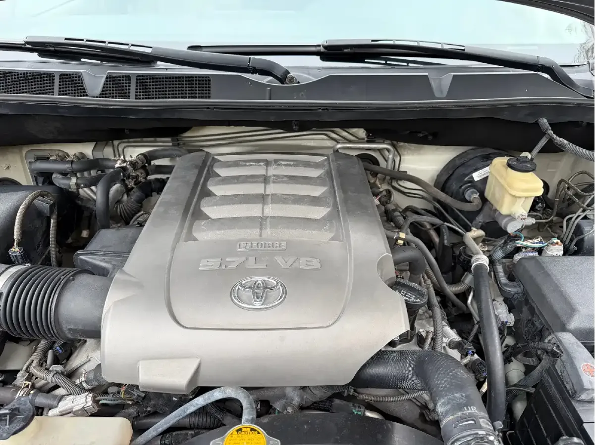 2010 Toyota Sequoia 5.7L 386HP V8 6AT,autocango,china used car exporter,china ev exporter,chinese used car exporter,chinese used ev exporter