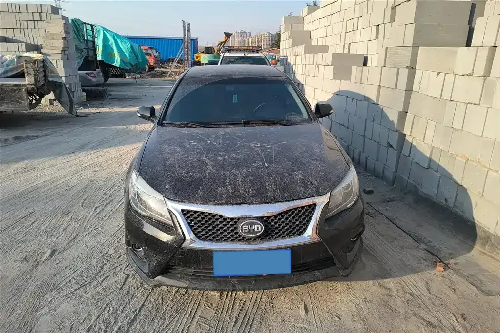 2013 BYD G6 2.0L 140HP L4 5MT,autocango,china used car exporter,china ev exporter,chinese used car exporter,chinese used ev exporter