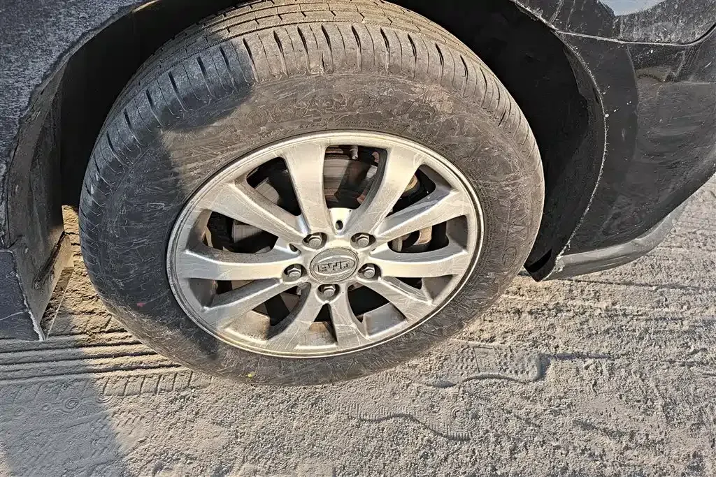 2013 BYD G6 2.0L 140HP L4 5MT,autocango,china used car exporter,china ev exporter,chinese used car exporter,chinese used ev exporter