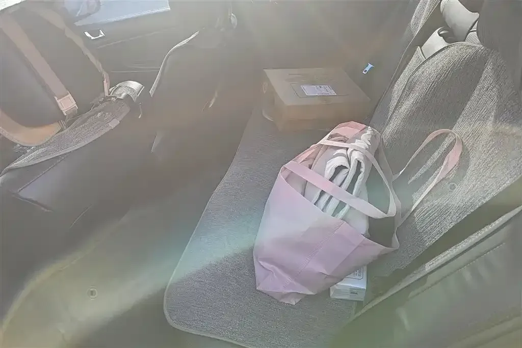 2013 BYD G6 2.0L 140HP L4 5MT,autocango,china used car exporter,china ev exporter,chinese used car exporter,chinese used ev exporter