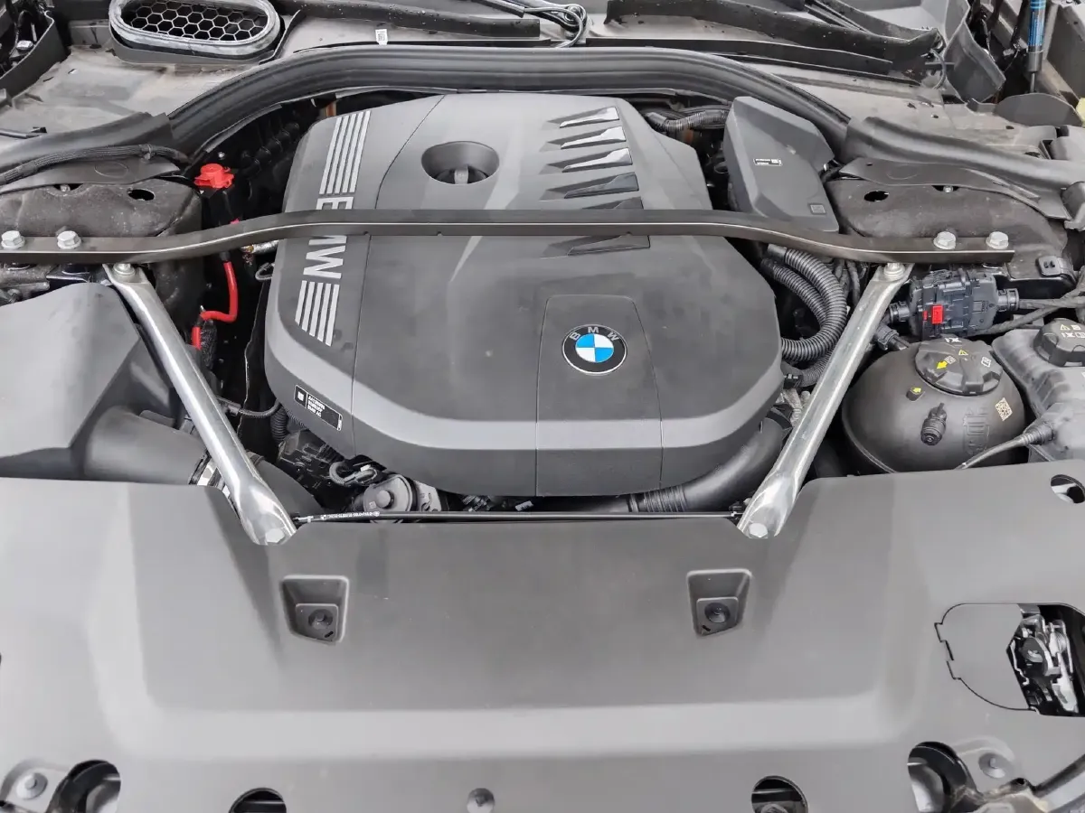 2023 BMW 7 Series 3.0T 272HP L6 8AT,autocango,china used car exporter,china ev exporter,chinese used car exporter,chinese used ev exporter