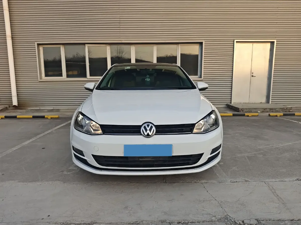 2015 Volkswagen Golf 1.4T 131HP L4 7DCT,autocango,china used car exporter,china ev exporter,chinese used car exporter,chinese used ev exporter