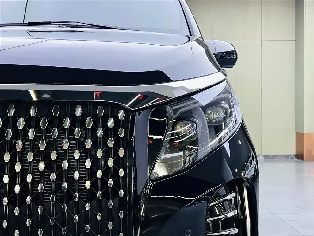 2024 Mercedes-Benz Vito 2.0T 231HP L4 9AT,autocango,china used car exporter,china ev exporter,chinese used car exporter,chinese used ev exporter