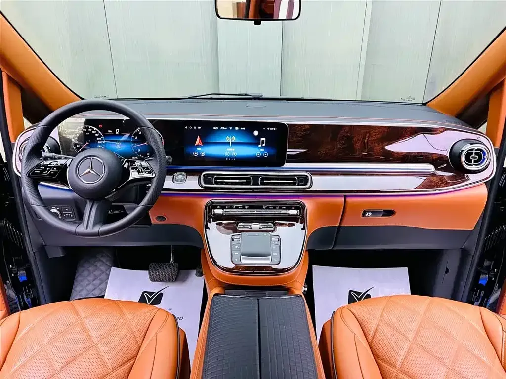 2024 Mercedes-Benz Vito 2.0T 231HP L4 9AT,autocango,china used car exporter,china ev exporter,chinese used car exporter,chinese used ev exporter