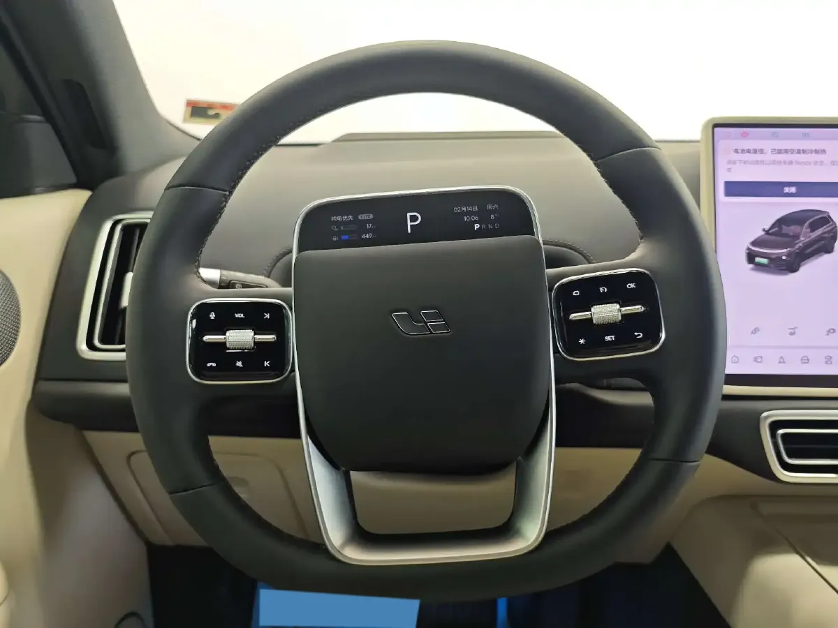 2025 Li L8 Range Extended 154HP REEV,autocango,china used car exporter,china ev exporter,chinese used car exporter,chinese used ev exporter