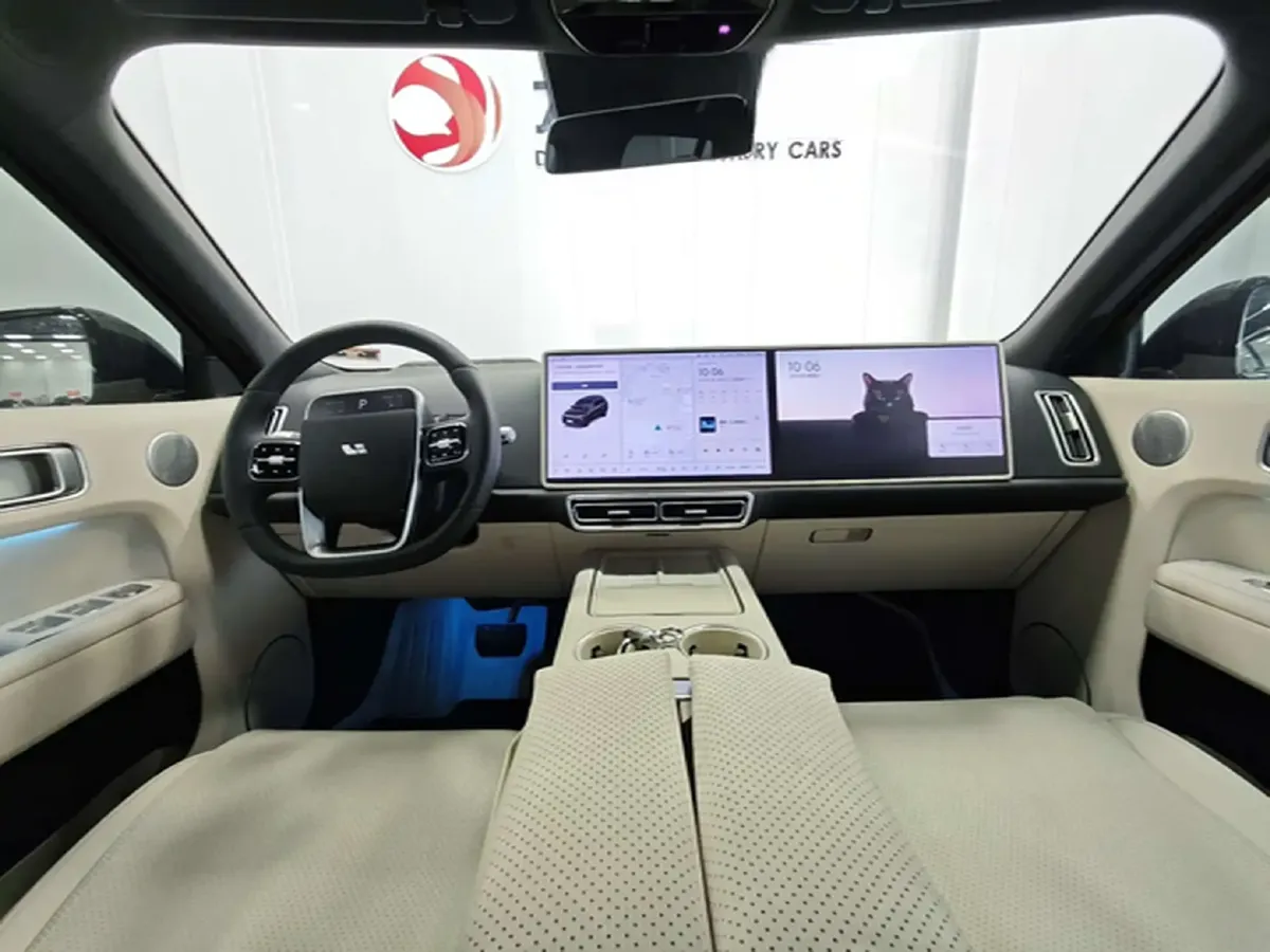 2025 Li L8 Range Extended 154HP REEV,autocango,china used car exporter,china ev exporter,chinese used car exporter,chinese used ev exporter