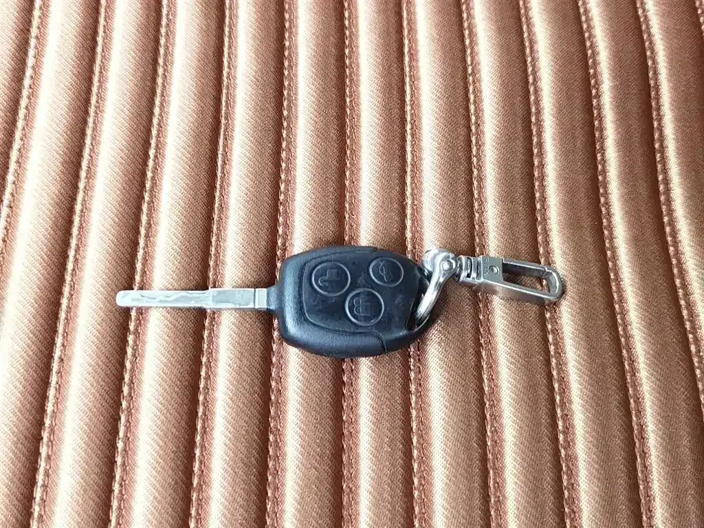 2017 Ford Transit 2.0T 121HP L4 5MT,autocango,china used car exporter,china ev exporter,chinese used car exporter,chinese used ev exporter