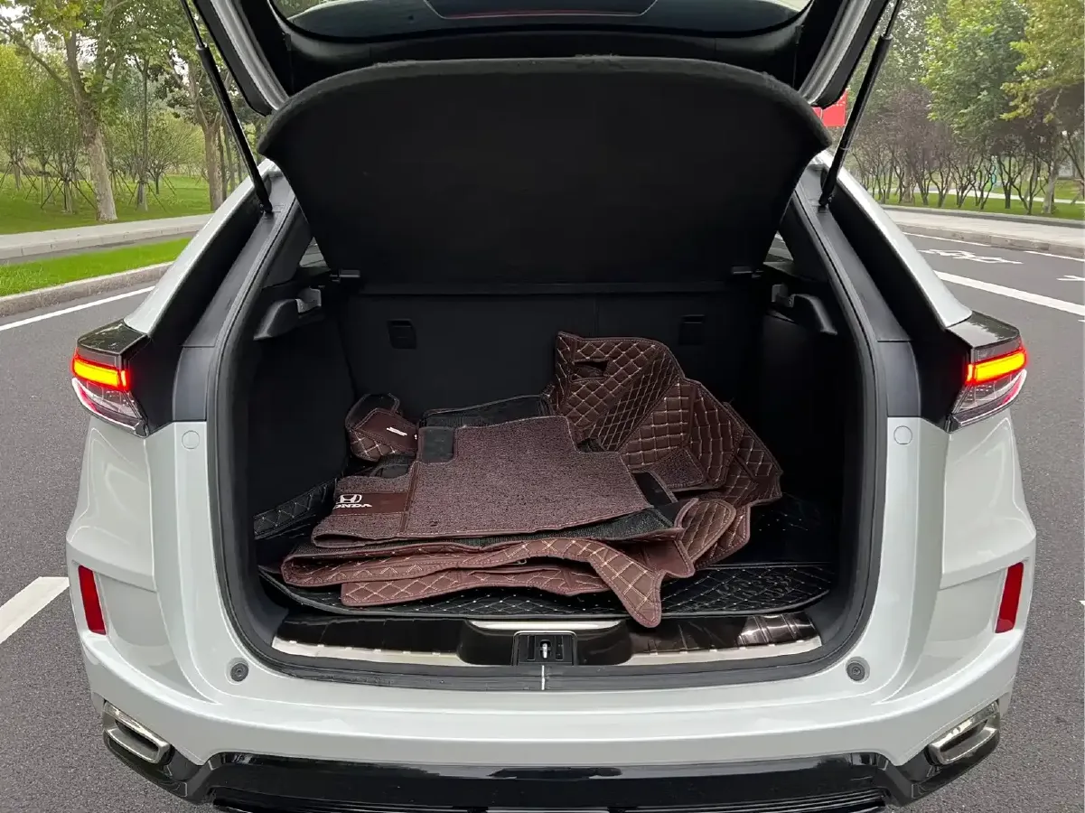 2020 Honda UR-V 2.0T 272HP L4 9AT,autocango,china used car exporter,china ev exporter,chinese used car exporter,chinese used ev exporter