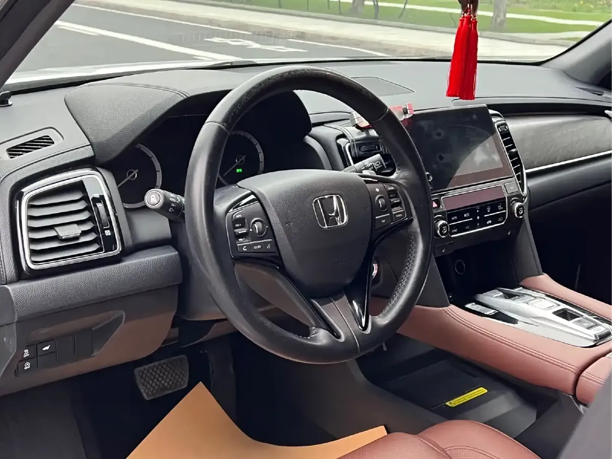 2020 Honda UR-V 2.0T 272HP L4 9AT,autocango,china used car exporter,china ev exporter,chinese used car exporter,chinese used ev exporter