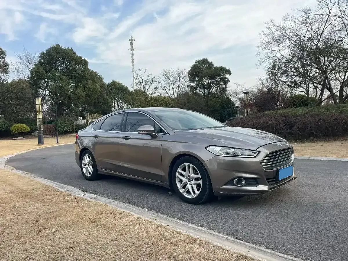 2013 Ford Mondeo 1.5T 181HP L4 6AT,autocango,china used car exporter,china ev exporter,chinese used car exporter,chinese used ev exporter