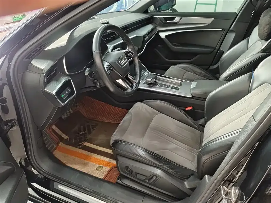 2019 Audi A6L 2.0T 224HP L4 7DCT,autocango,china used car exporter,china ev exporter,chinese used car exporter,chinese used ev exporter