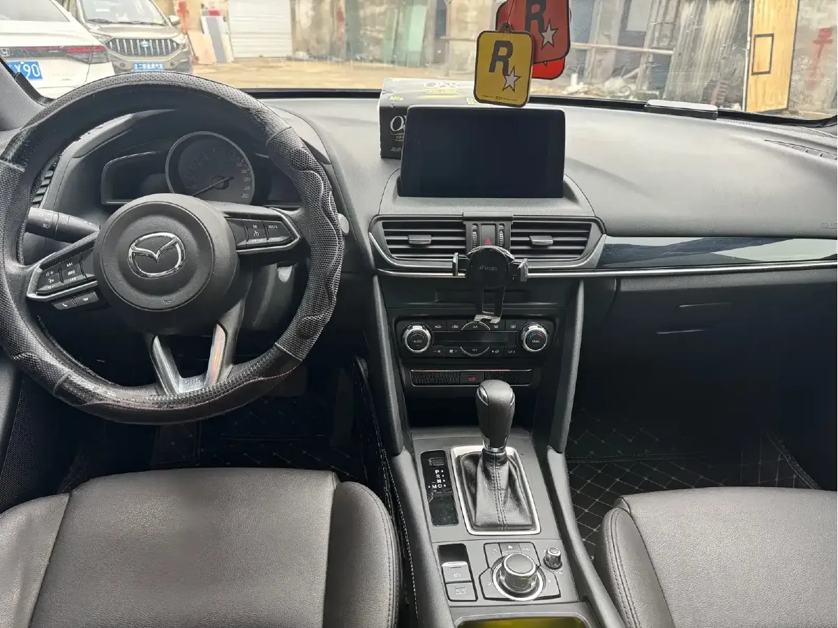 2020 Mazda CX-4 2.0L 158HP L4 6AT,autocango,china used car exporter,china ev exporter,chinese used car exporter,chinese used ev exporter