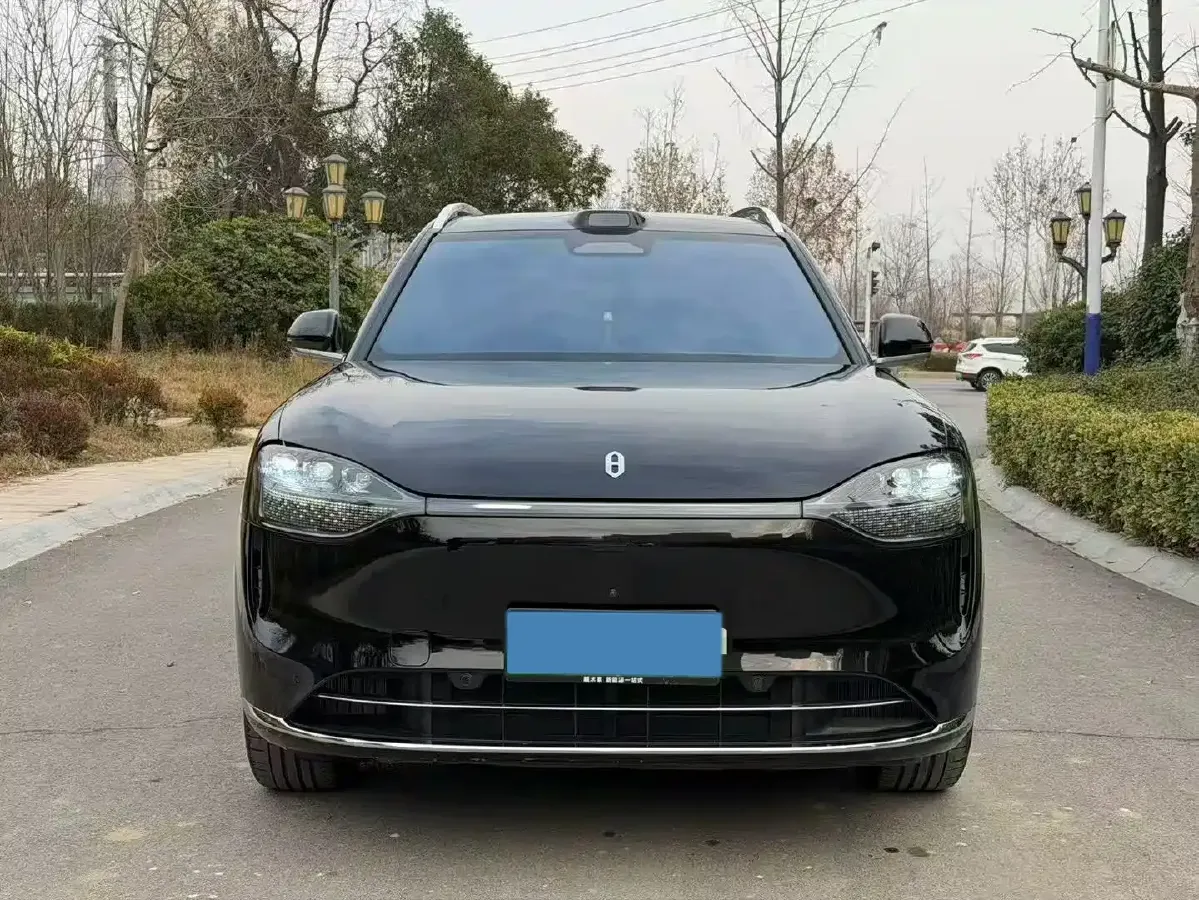 2025 AITO AITO M9 REEV 160HP REEV 52KWH,autocango,china used car exporter,china ev exporter,chinese used car exporter,chinese used ev exporter
