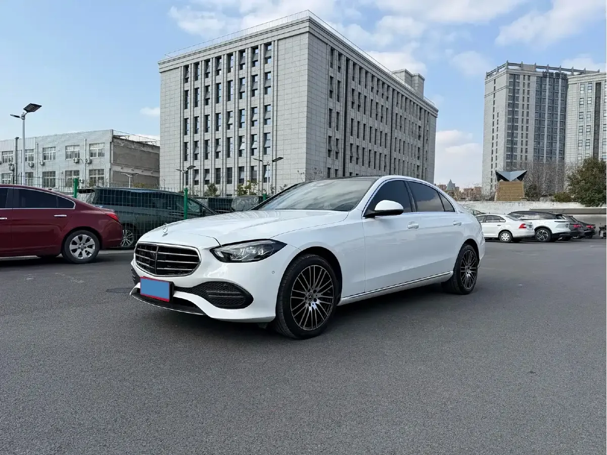 2022 Mercedes-Benz C Class 1.5T 204HP L4 9AT,autocango,china used car exporter,china ev exporter,chinese used car exporter,chinese used ev exporter