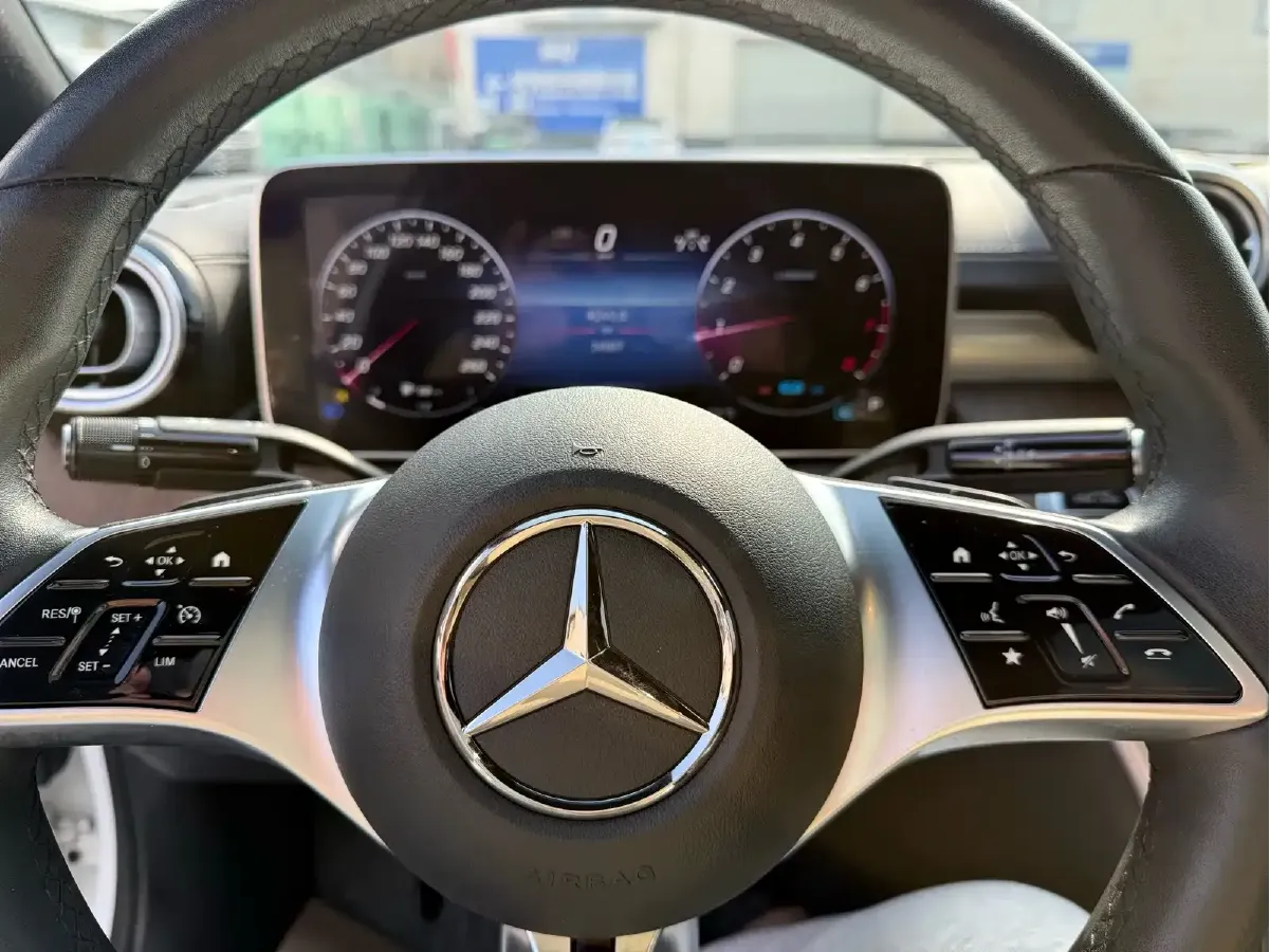 2022 Mercedes-Benz C Class 1.5T 204HP L4 9AT,autocango,china used car exporter,china ev exporter,chinese used car exporter,chinese used ev exporter