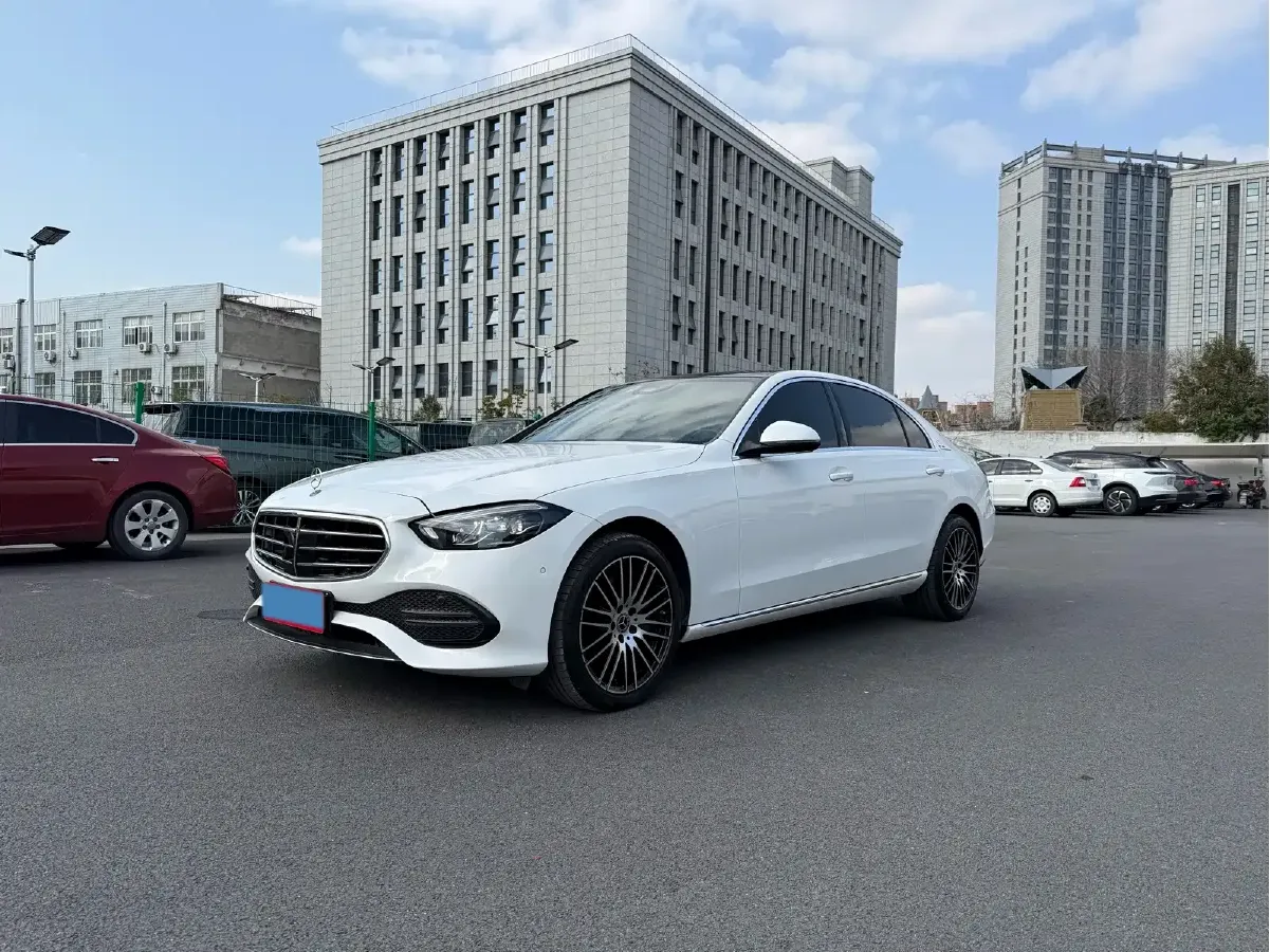 2022 Mercedes-Benz C Class 1.5T 204HP L4 9AT,autocango,china used car exporter,china ev exporter,chinese used car exporter,chinese used ev exporter