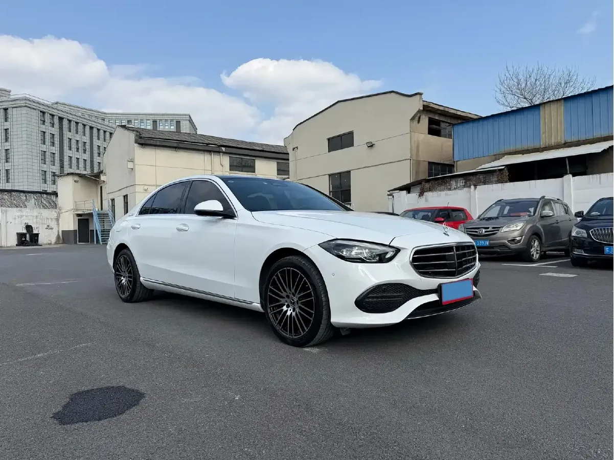 2022 Mercedes-Benz C Class 1.5T 204HP L4 9AT,autocango,china used car exporter,china ev exporter,chinese used car exporter,chinese used ev exporter