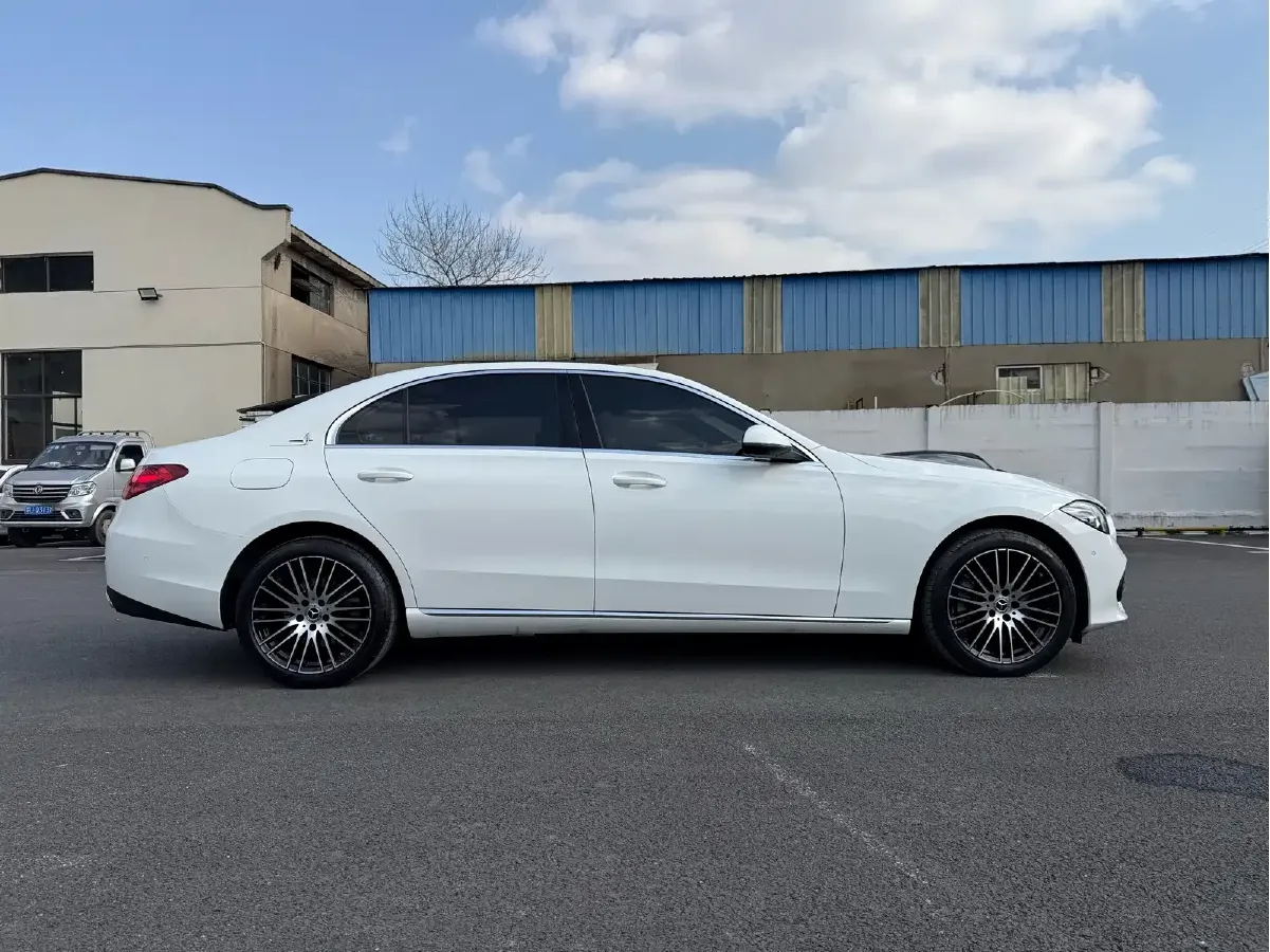 2022 Mercedes-Benz C Class 1.5T 204HP L4 9AT,autocango,china used car exporter,china ev exporter,chinese used car exporter,chinese used ev exporter