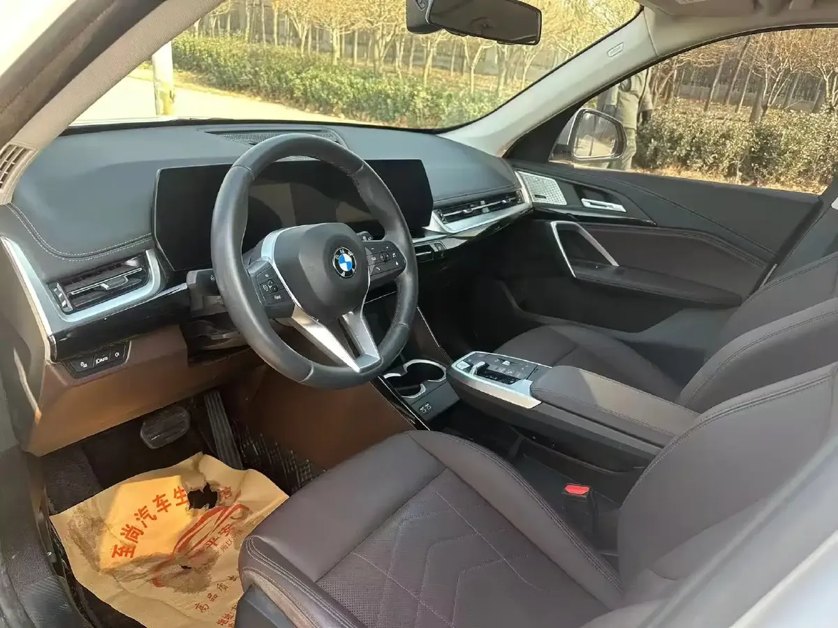 2024 BMW X1 2.0T 204HP L4 7DCT,autocango,china used car exporter,china ev exporter,chinese used car exporter,chinese used ev exporter