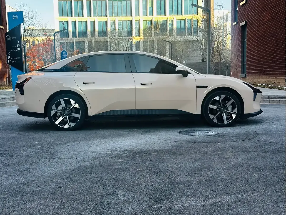 2024 Xpeng MONA M03 BEV 62.2KWH,autocango,china used car exporter,china ev exporter,chinese used car exporter,chinese used ev exporter