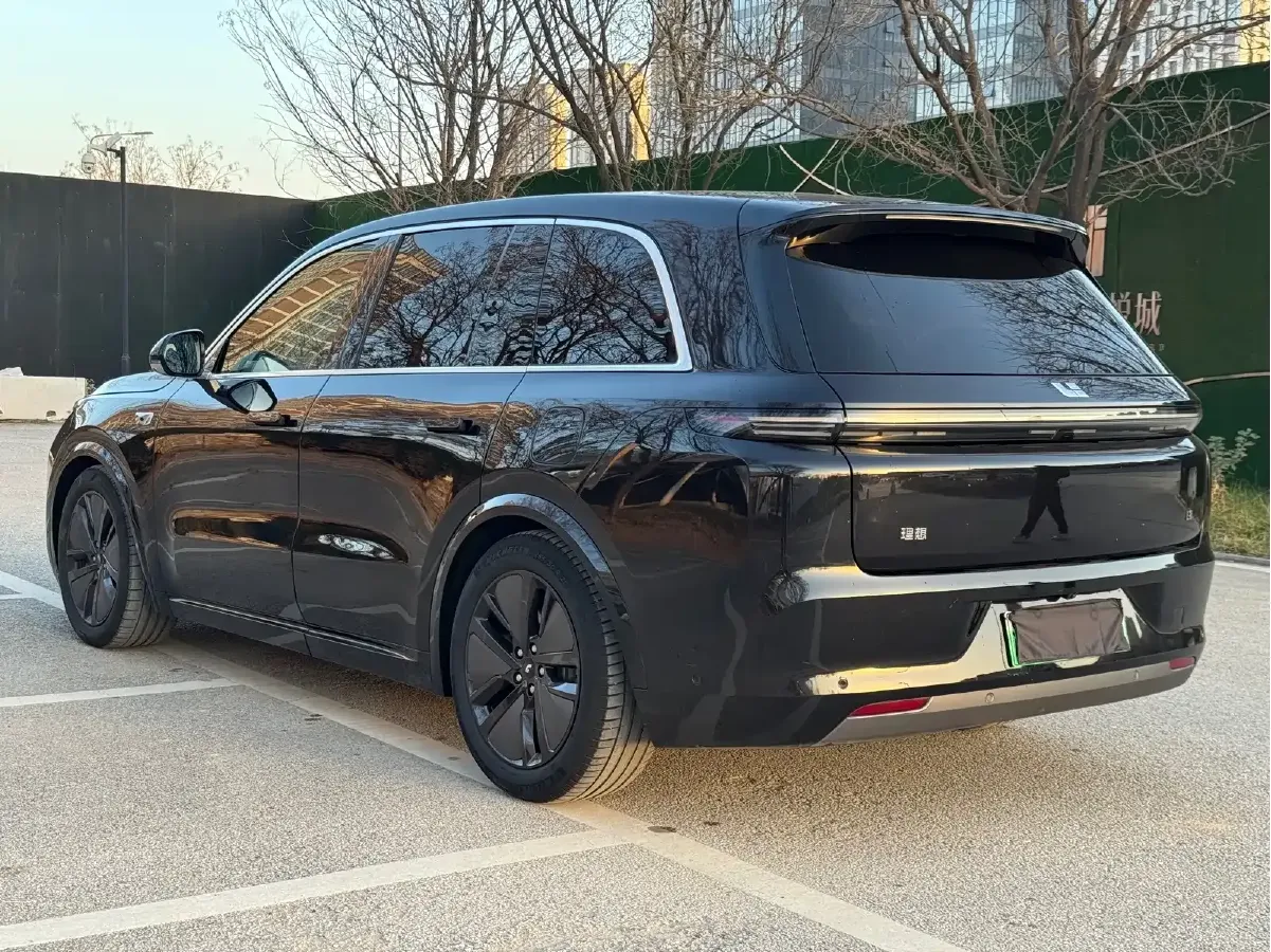 2024 Li L8 Range Extended 154HP REEV 42.8KWH,autocango,china used car exporter,china ev exporter,chinese used car exporter,chinese used ev exporter