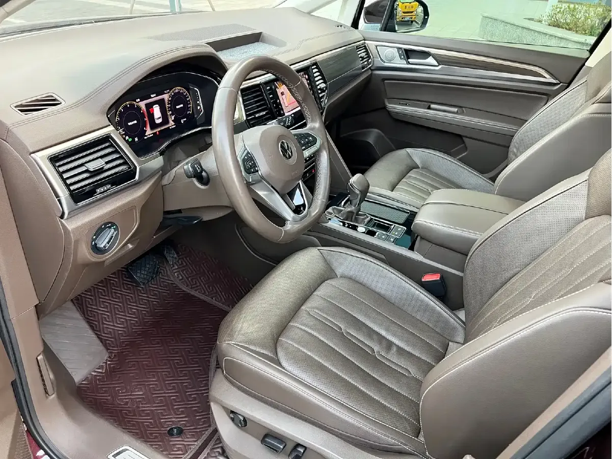 2020 Volkswagen Viloran 2.0T 186HP L4 7DCT,autocango,china used car exporter,china ev exporter,chinese used car exporter,chinese used ev exporter