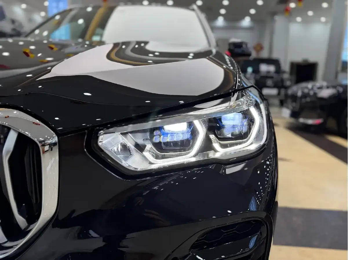 2022 BMW X5 3.0T 340HP L6 8AT,autocango,china used car exporter,china ev exporter,chinese used car exporter,chinese used ev exporter