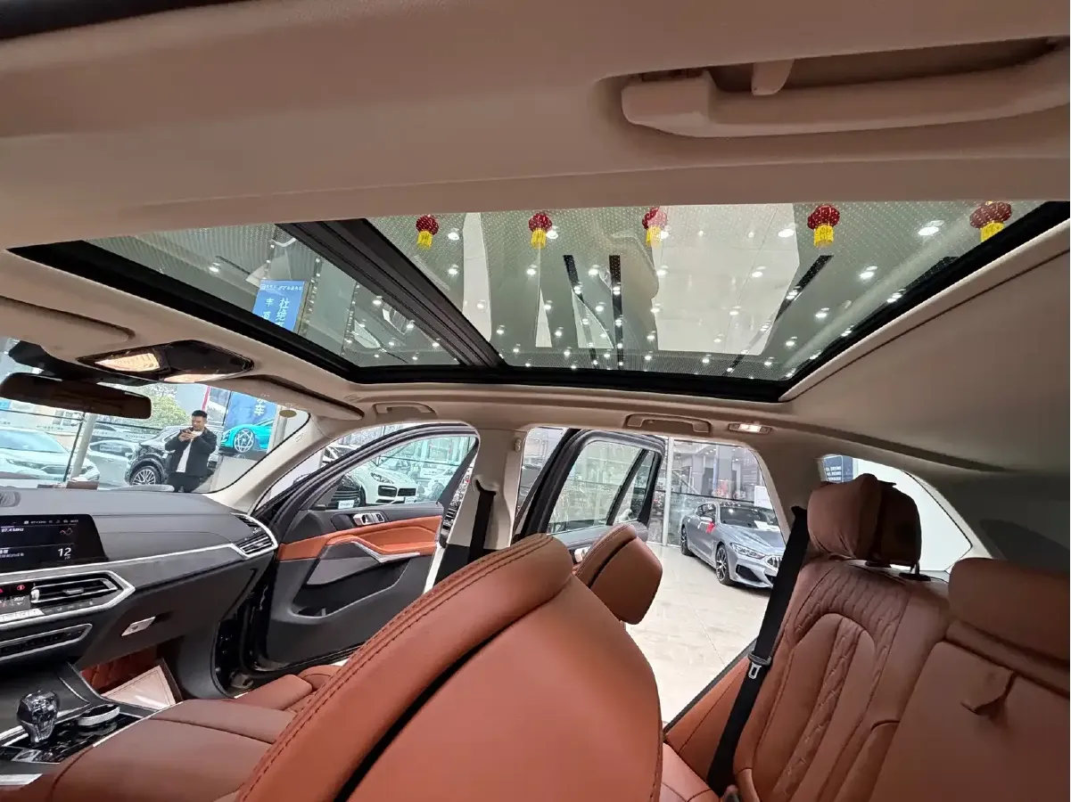 2022 BMW X5 3.0T 340HP L6 8AT,autocango,china used car exporter,china ev exporter,chinese used car exporter,chinese used ev exporter