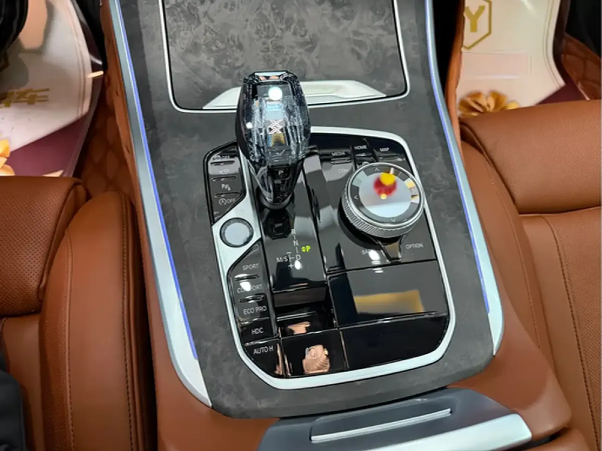 2022 BMW X5 3.0T 340HP L6 8AT,autocango,china used car exporter,china ev exporter,chinese used car exporter,chinese used ev exporter