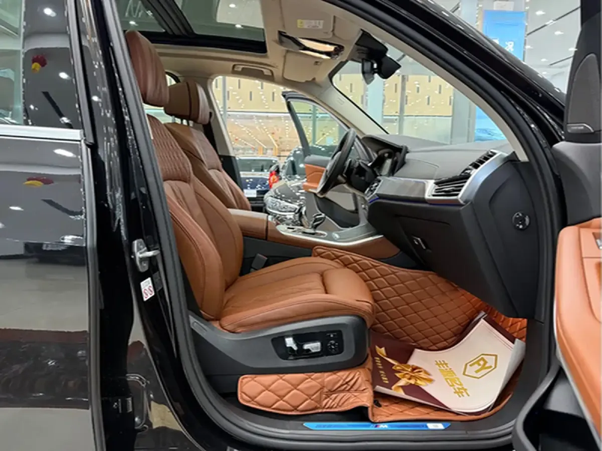 2022 BMW X5 3.0T 340HP L6 8AT,autocango,china used car exporter,china ev exporter,chinese used car exporter,chinese used ev exporter