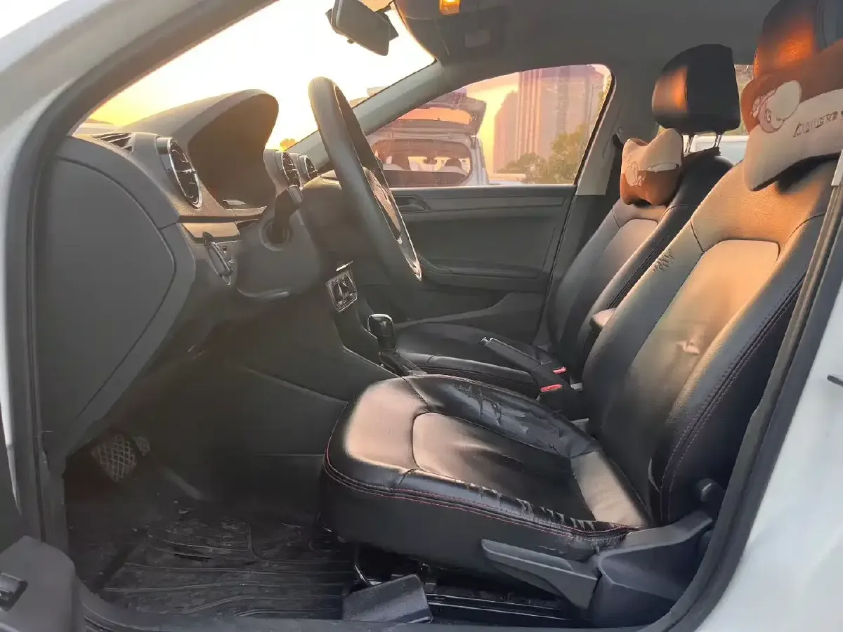 2017 Volkswagen Jetta 1.5L 110HP L4 6AT,autocango,china used car exporter,china ev exporter,chinese used car exporter,chinese used ev exporter