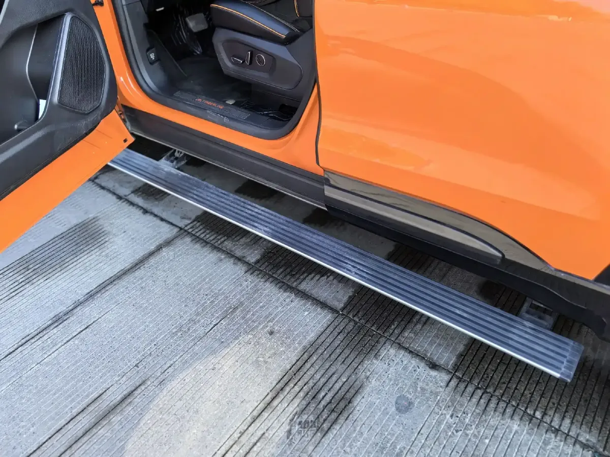 2023 Ford Explorer 2.3T 276HP L4 10AT,autocango,china used car exporter,china ev exporter,chinese used car exporter,chinese used ev exporter