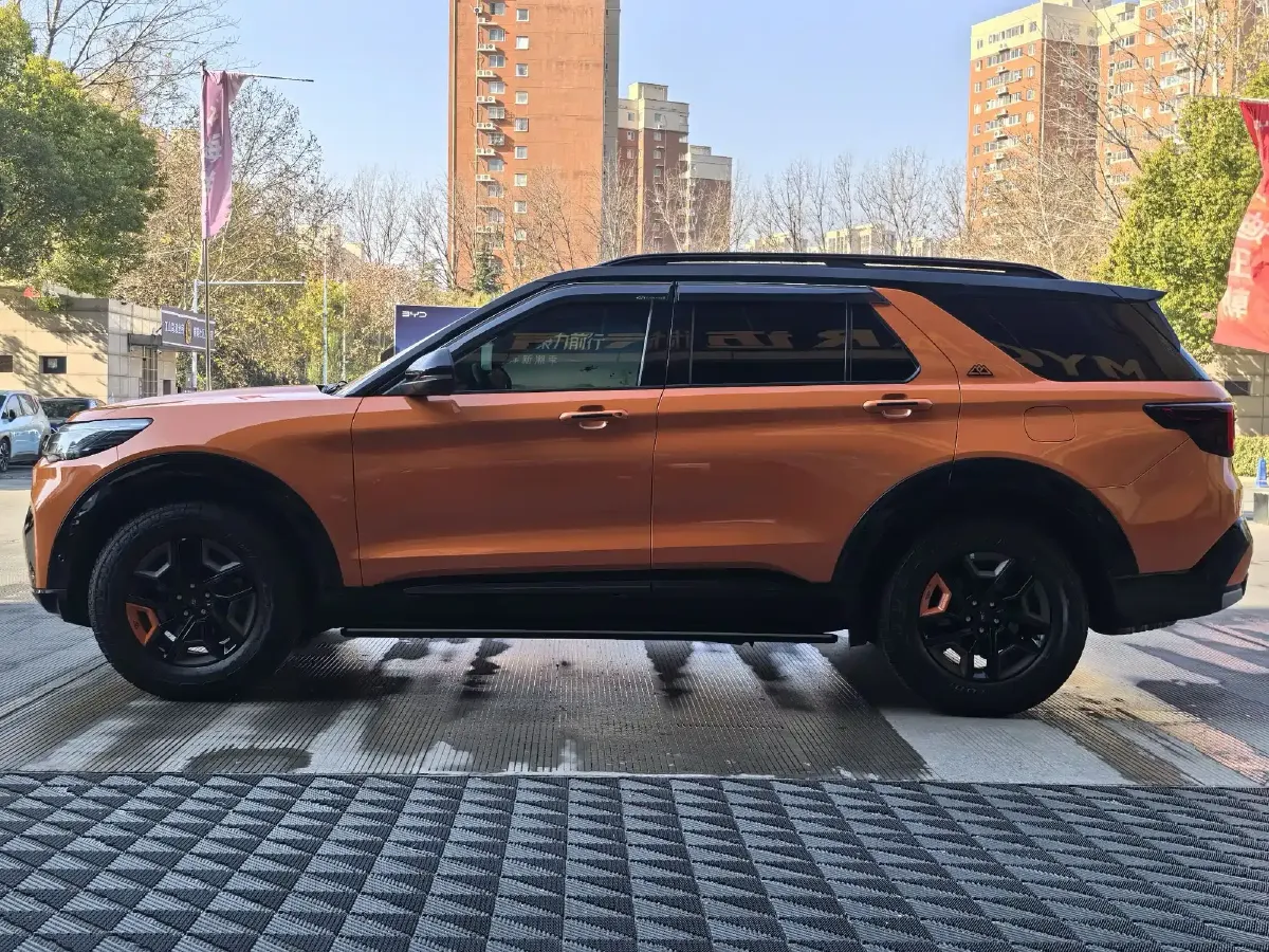 2023 Ford Explorer 2.3T 276HP L4 10AT,autocango,china used car exporter,china ev exporter,chinese used car exporter,chinese used ev exporter