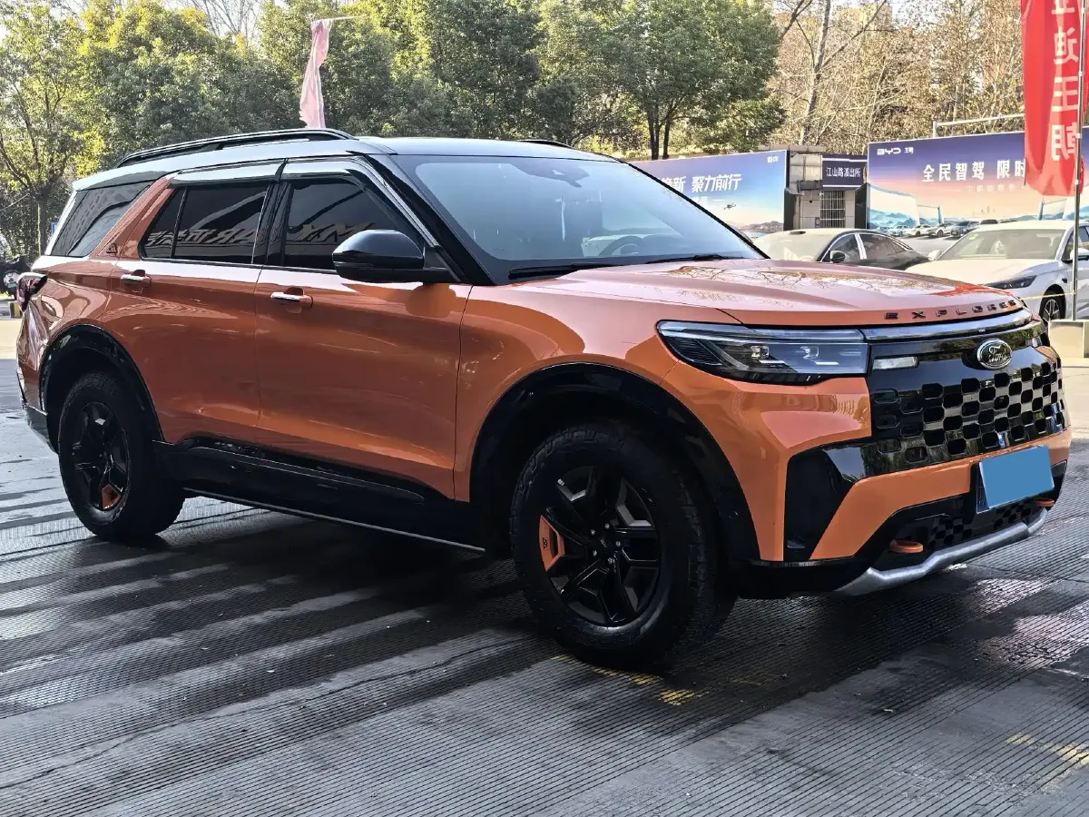 2023 Ford Explorer 2.3T 276HP L4 10AT,autocango,china used car exporter,china ev exporter,chinese used car exporter,chinese used ev exporter