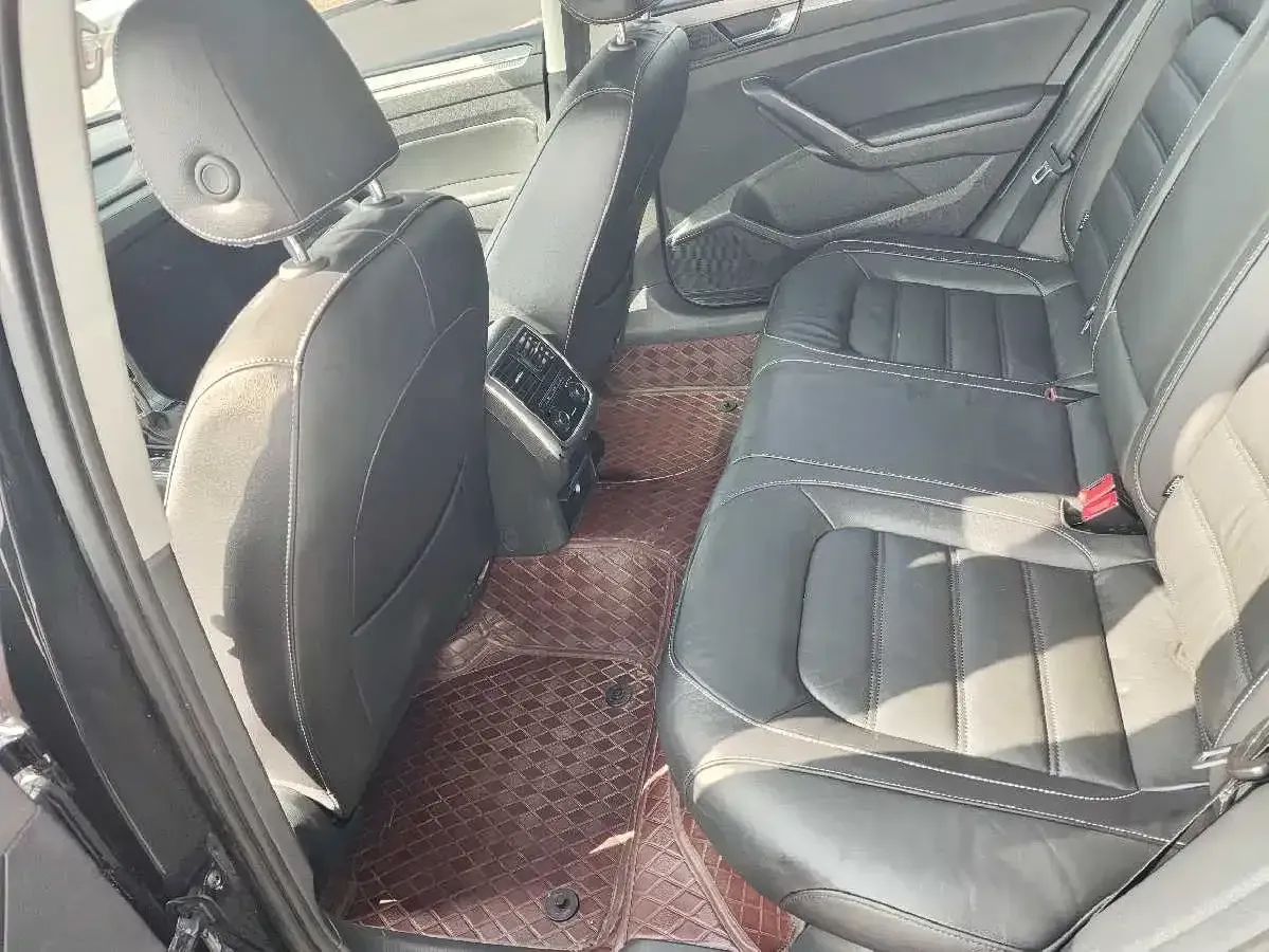 2017 Volkswagen Passat 1.8T 180HP L4 7DCT,autocango,china used car exporter,china ev exporter,chinese used car exporter,chinese used ev exporter