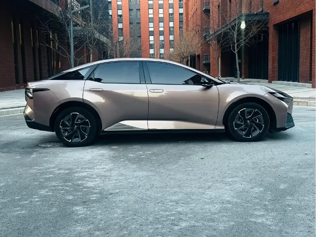 2023 Toyota bZ3 BEV 65.28KWH,autocango,china used car exporter,china ev exporter,chinese used car exporter,chinese used ev exporter