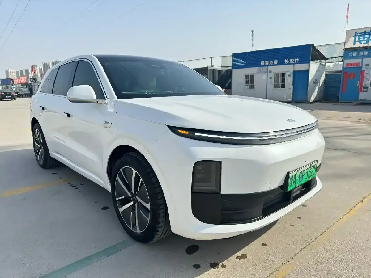 2024 Li L6 Range Extended 154HP L4 REEV 36.8KWH,autocango,china used car exporter,china ev exporter,chinese used car exporter,chinese used ev exporter