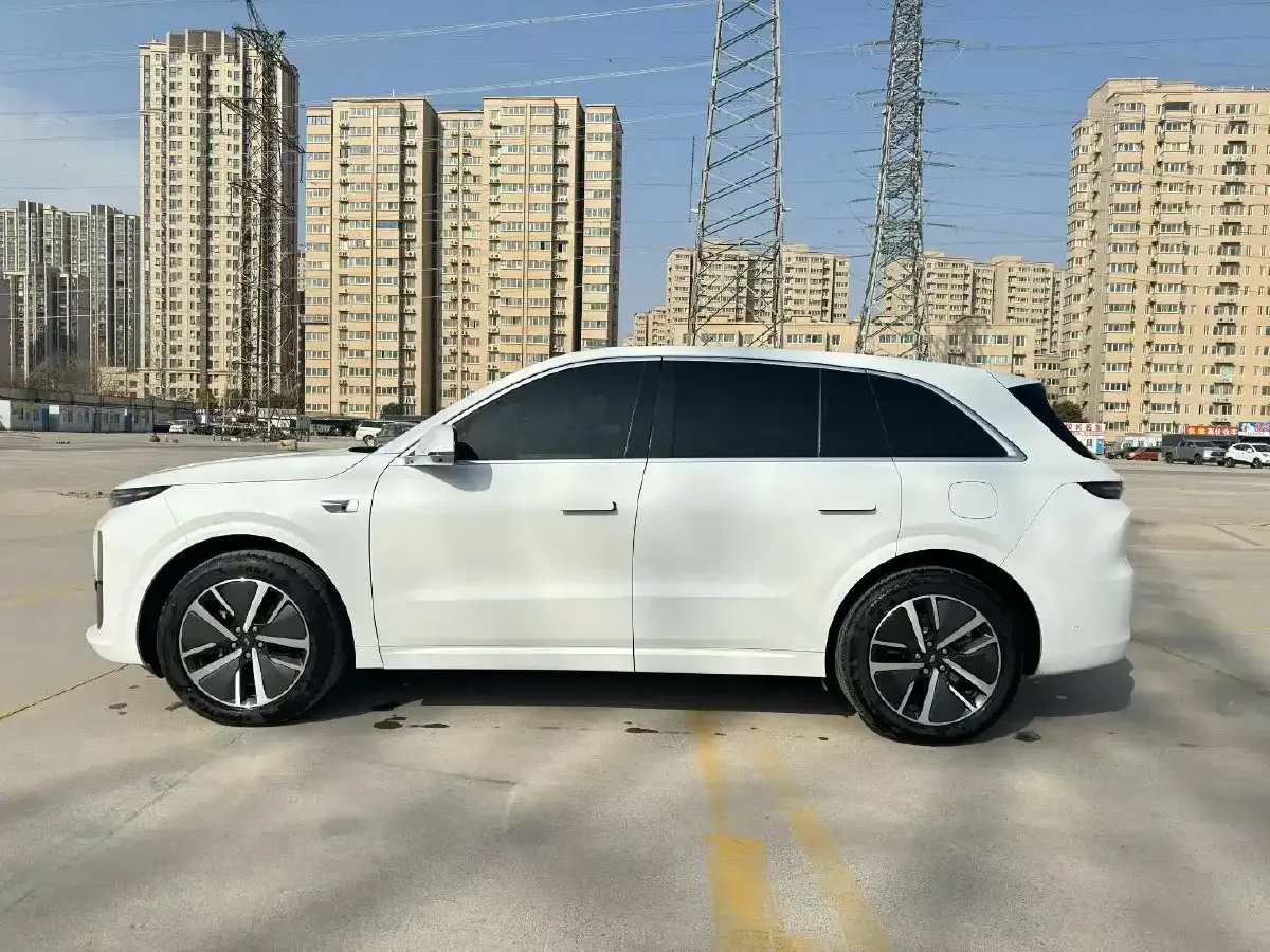 2024 Li L6 Range Extended 154HP L4 REEV 36.8KWH,autocango,china used car exporter,china ev exporter,chinese used car exporter,chinese used ev exporter