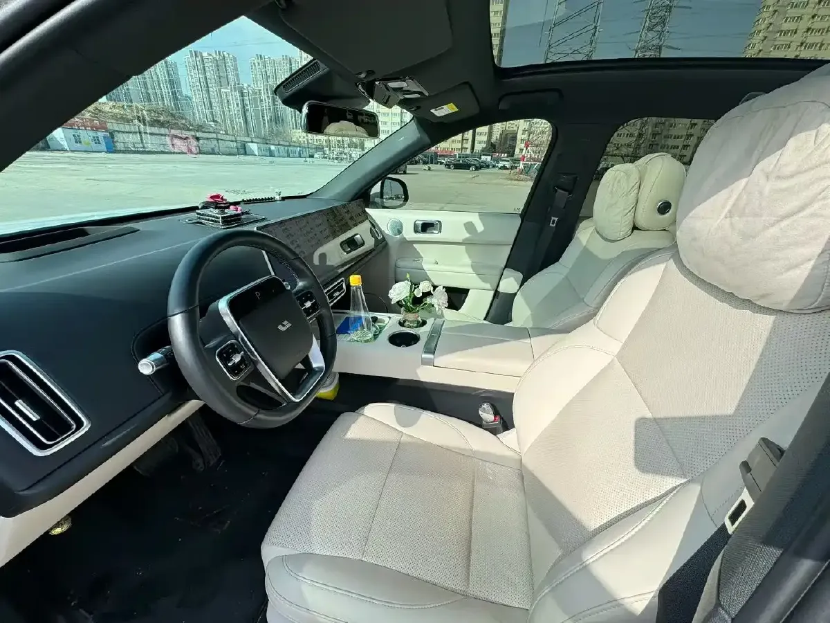 2024 Li L6 Range Extended 154HP L4 REEV 36.8KWH,autocango,china used car exporter,china ev exporter,chinese used car exporter,chinese used ev exporter