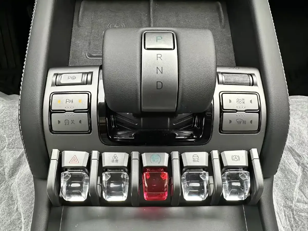 2025 FangChengBao Tai 3 BEV,autocango,china used car exporter,china ev exporter,chinese used car exporter,chinese used ev exporter