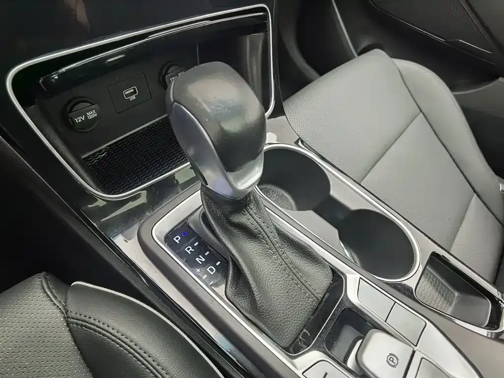 2020 Hyundai Tucson 1.6T 177HP L4 7DCT,autocango,china used car exporter,china ev exporter,chinese used car exporter,chinese used ev exporter