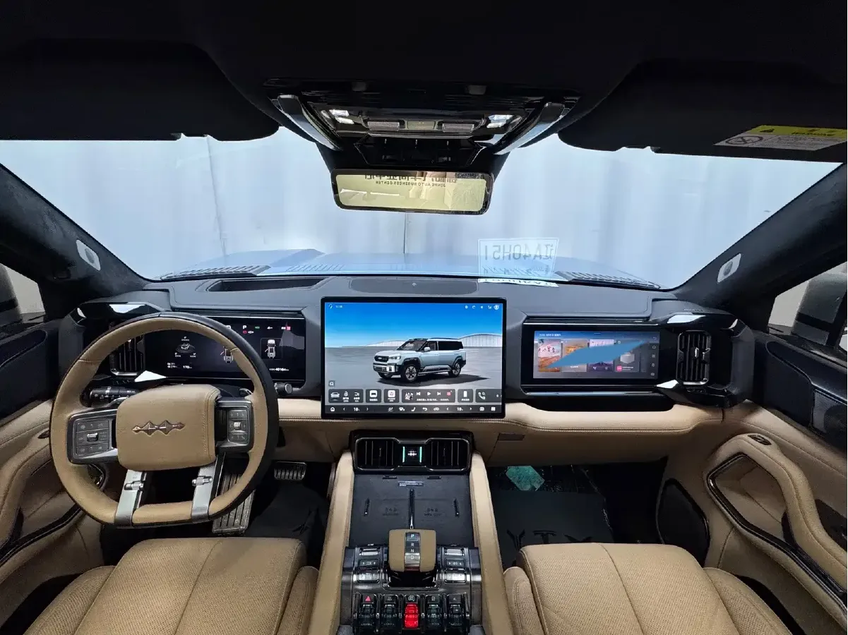 2025 FangChengBao Bao 8 2.0T 245HP L4 E-CVT PHEV 36.8KWH,autocango,china used car exporter,china ev exporter,chinese used car exporter,chinese used ev exporter