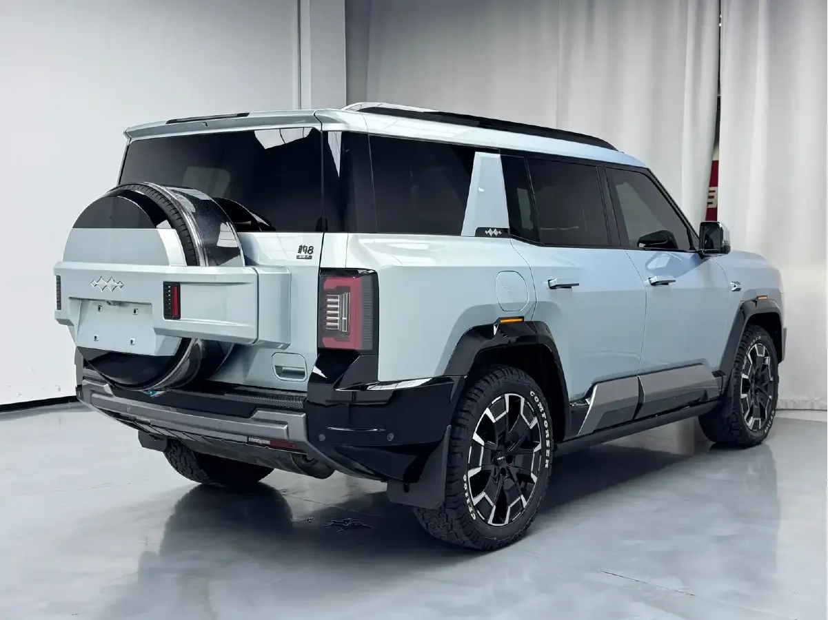 2025 FangChengBao Bao 8 2.0T 245HP L4 E-CVT PHEV 36.8KWH,autocango,china used car exporter,china ev exporter,chinese used car exporter,chinese used ev exporter