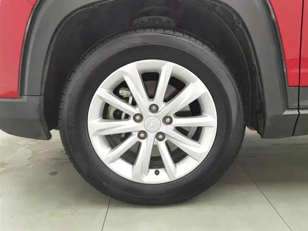 2019 ChangAn CS35 Plus 1.6L 128HP L4 6AT,autocango,china used car exporter,china ev exporter,chinese used car exporter,chinese used ev exporter