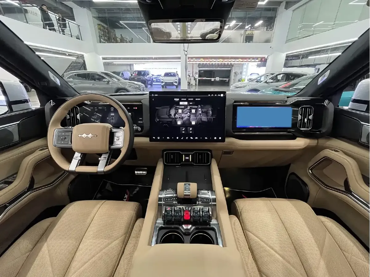 2025 FangChengBao Bao 8 2.0T 245HP L4 E-CVT PHEV 36.8KWH,autocango,china used car exporter,china ev exporter,chinese used car exporter,chinese used ev exporter