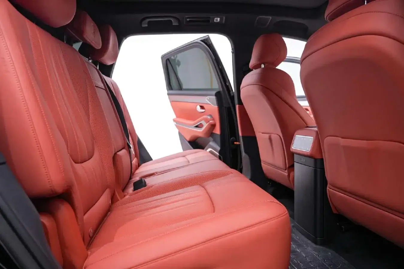 2025 BYD TangL 1.5T 156HP L4 E-CVT PHEV,autocango,china used car exporter,china ev exporter,chinese used car exporter,chinese used ev exporter