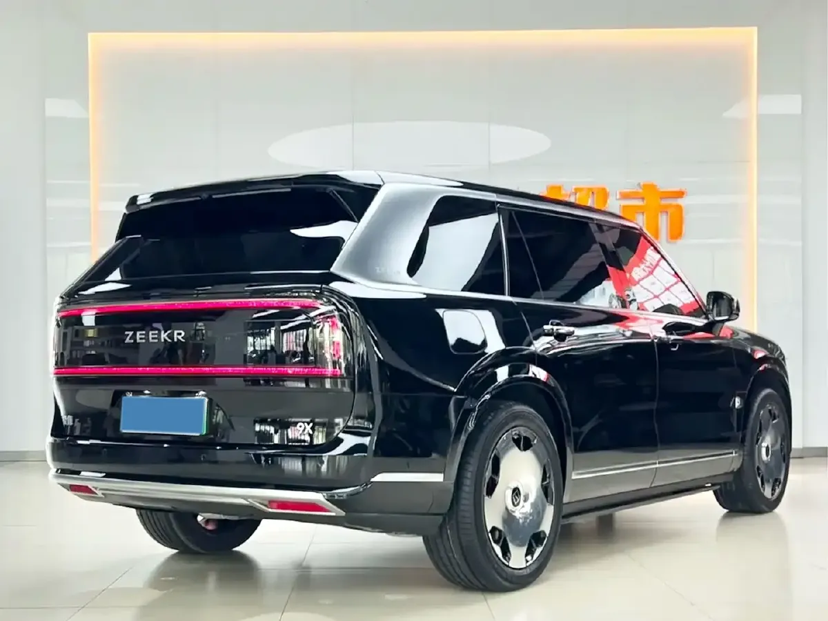 2025 Zeekr 9X 2.0T 279HP L4 1DHT PHEV,autocango,china used car exporter,china ev exporter,chinese used car exporter,chinese used ev exporter