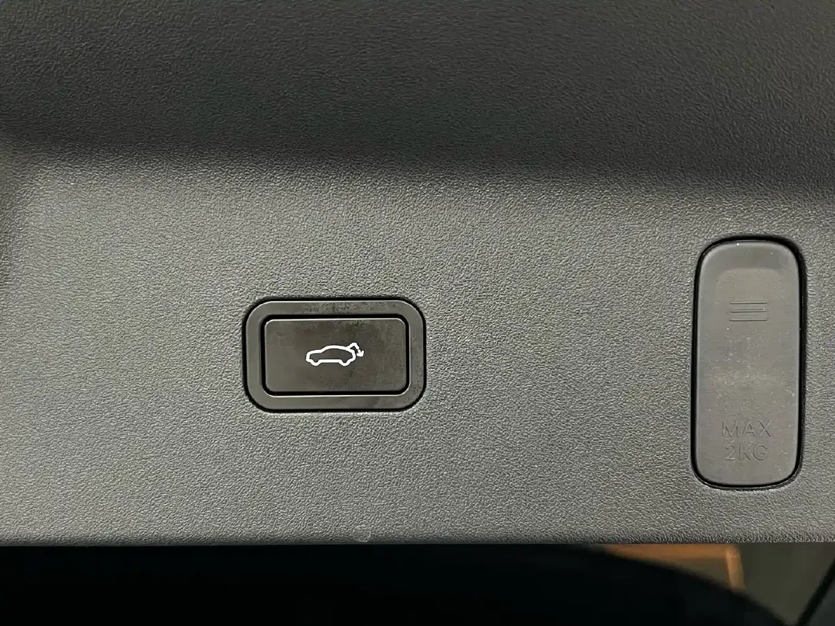 2025 Zeekr 9X 2.0T 279HP L4 1DHT PHEV,autocango,china used car exporter,china ev exporter,chinese used car exporter,chinese used ev exporter