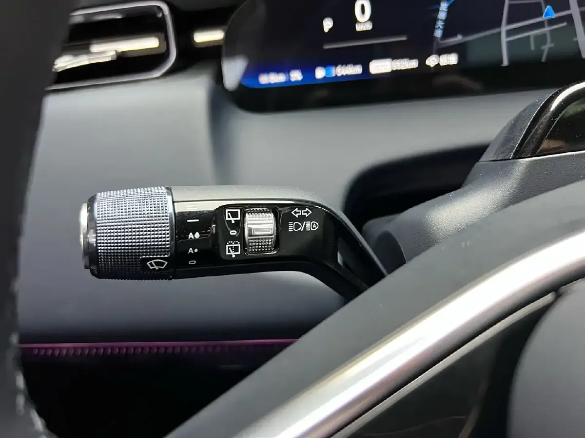 2025 Zeekr 9X 2.0T 279HP L4 1DHT PHEV,autocango,china used car exporter,china ev exporter,chinese used car exporter,chinese used ev exporter